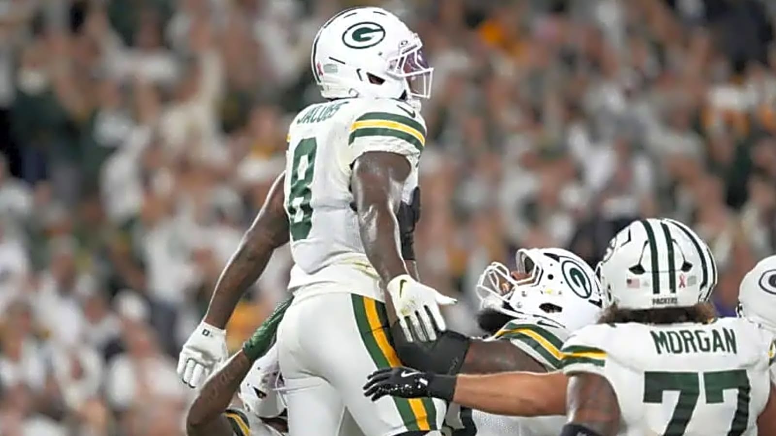 Josh Jacobs extends TD streak to 10 as Matt LaFleur’s Packers surge