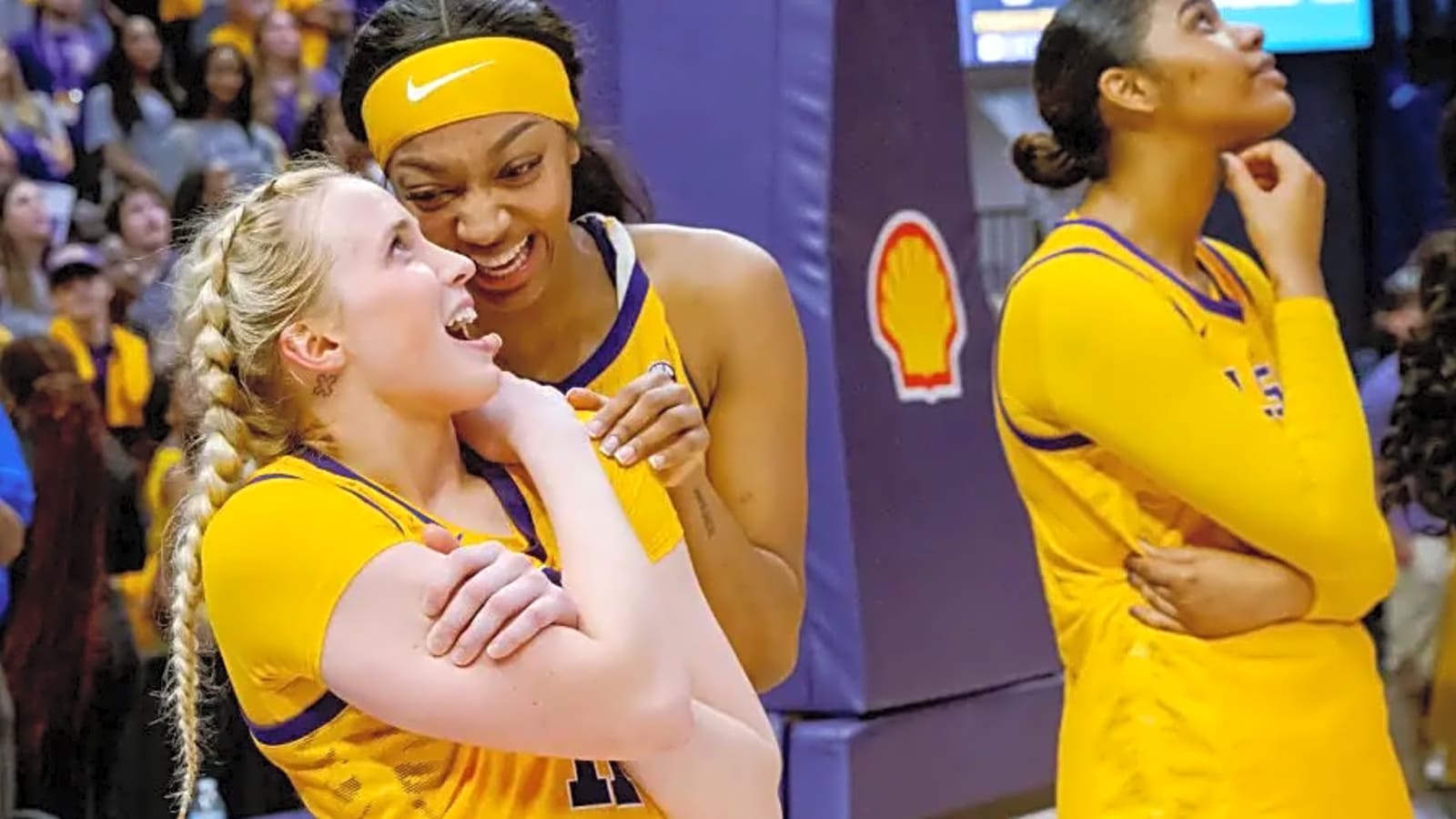 Chicago Sky set to pay Hailey Van Lith like Angel Reese