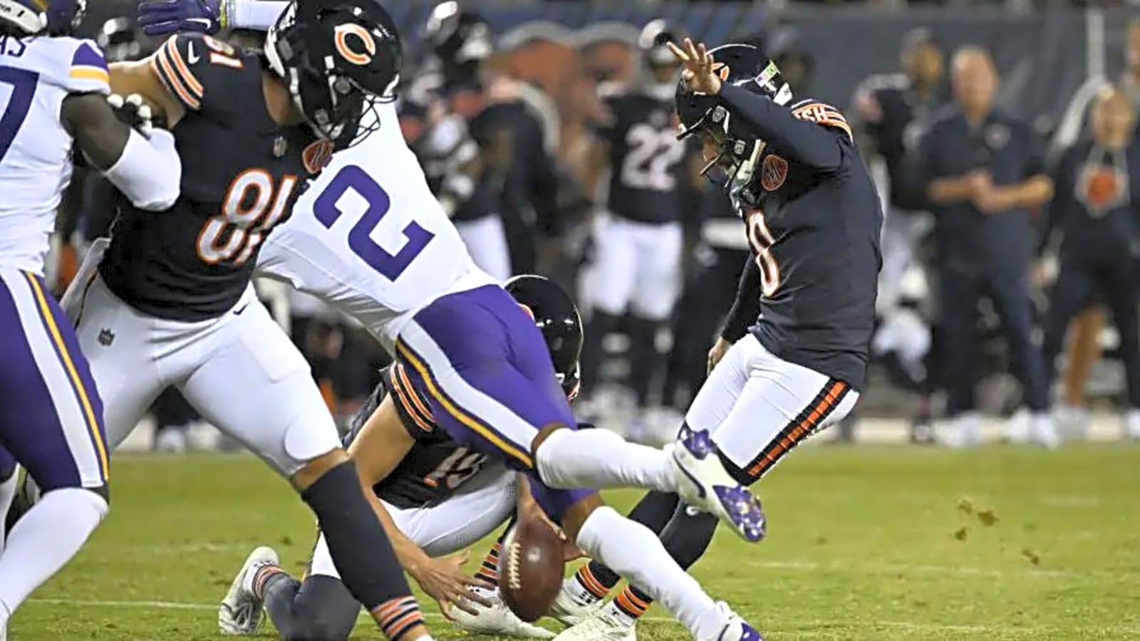 Chicago Bears reveal concerning update on key starter’s injury