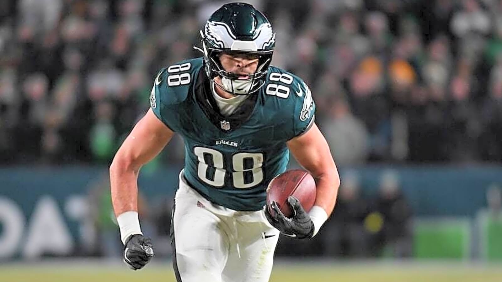 Dallas Goedert Contract: Eagles TE Reworks Deal To Stay In Philly