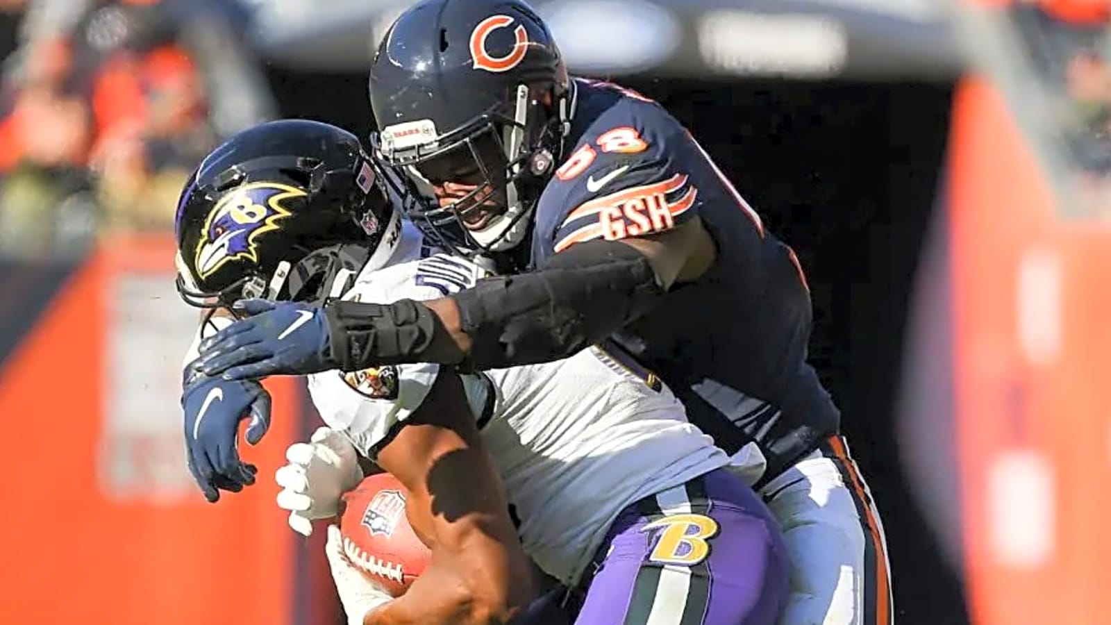 Roquan Smith has 2025 Chicago Bears matchup circled with red ink