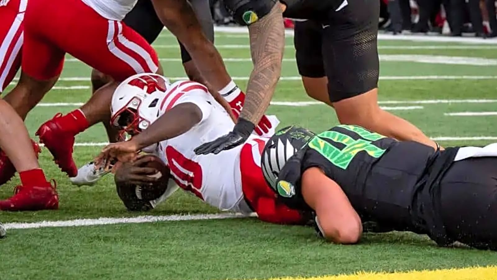 Wisconsin Badgers’ Starting RB Carted Off Against Strong #2 Indiana