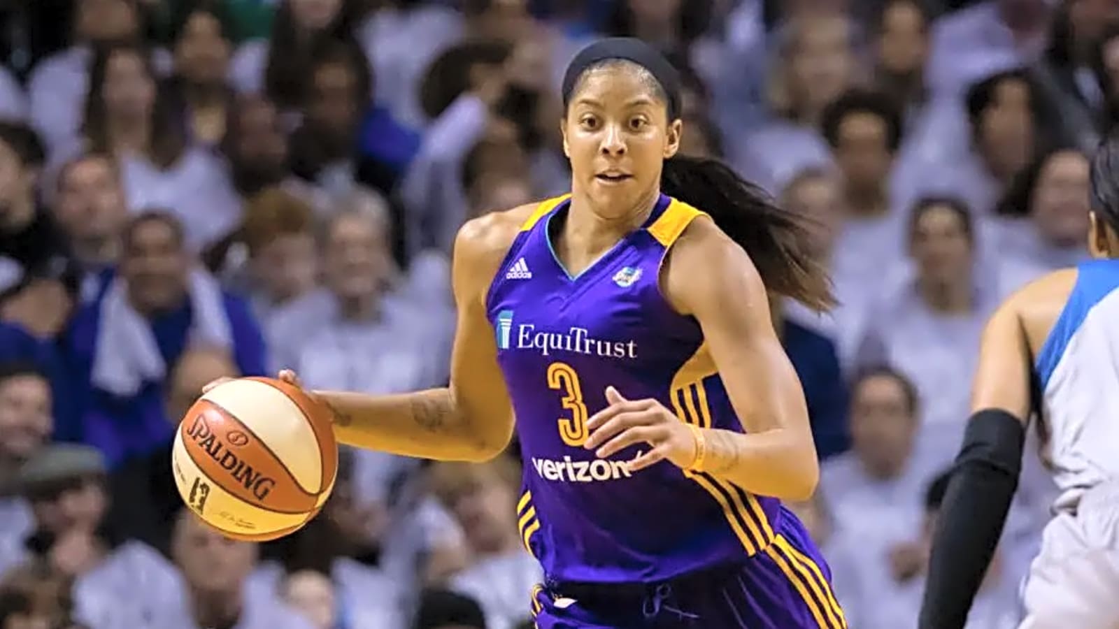 'She’s Incredible': Candace Parker Defends Caitlin Clark Amid Injury