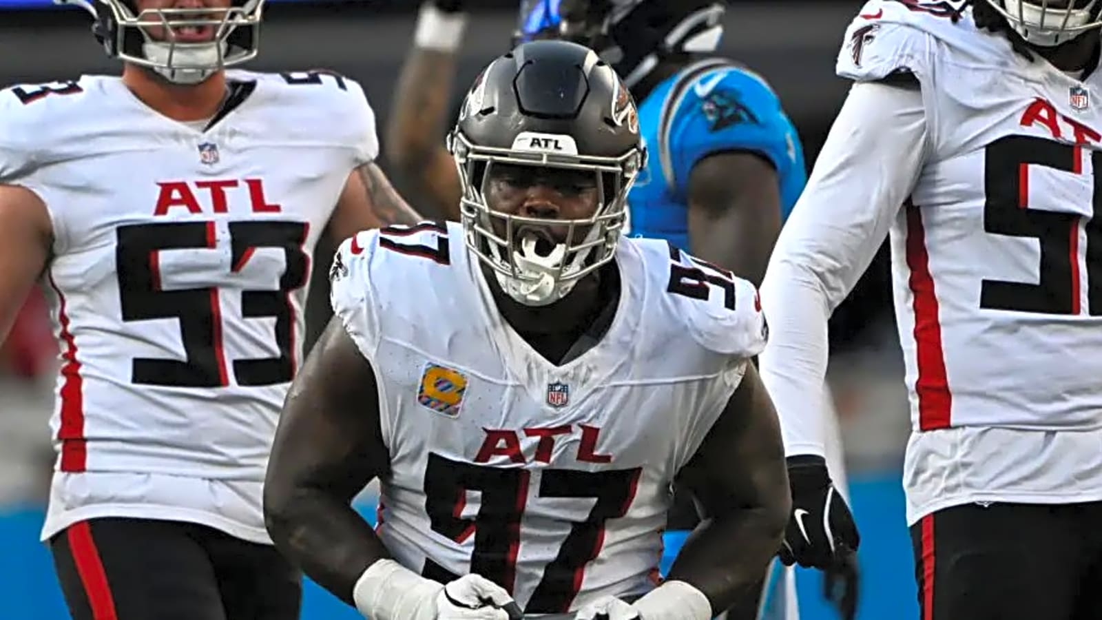 Chicago Bears have alarming development with defensive captain
