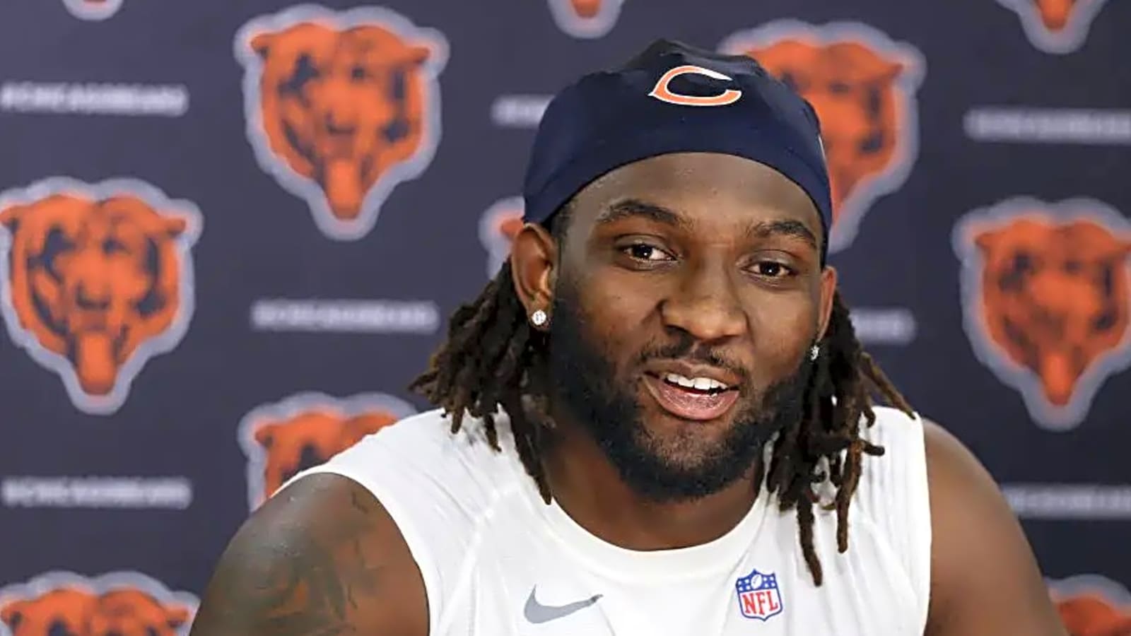 Chicago Bears officially sign pair of second-round picks