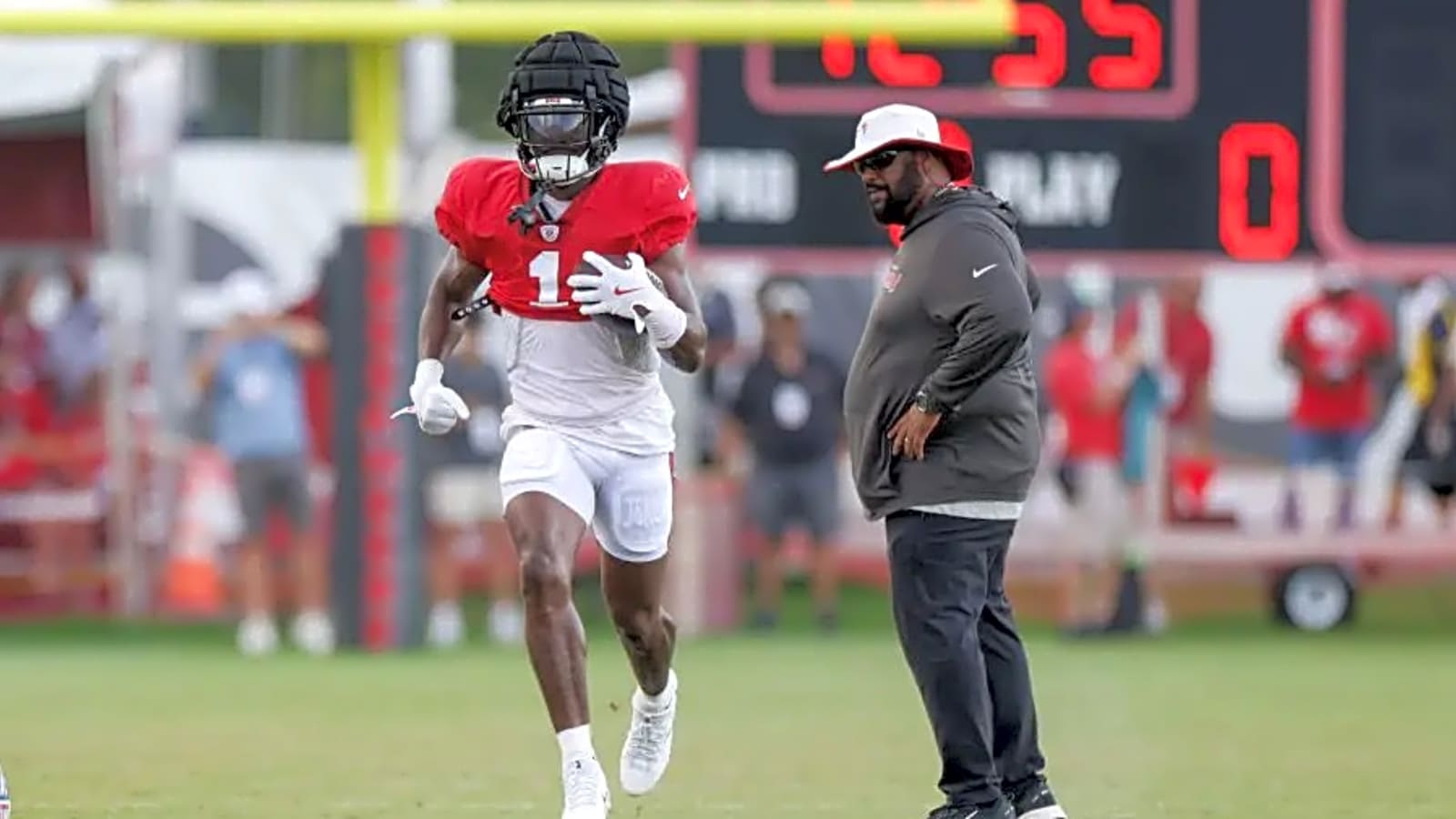 Chicago Bears urged to consider under-the-radar offensive trade