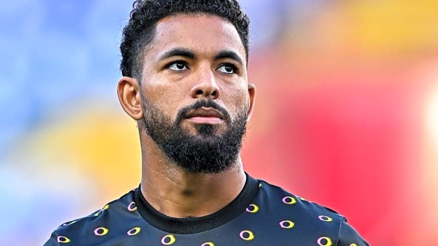 BBC sources claim £42.5 midfielder prefers move to Chelsea’s rivals