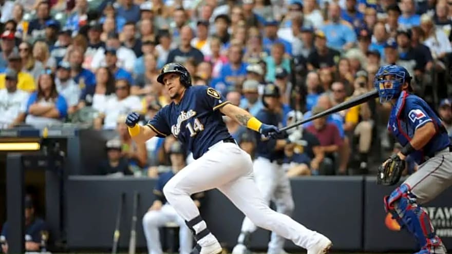 Former Brewers super utility man turning heads in LVBP