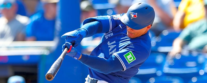 Blue Jays' catcher situation offers opportunity to Valenzuela