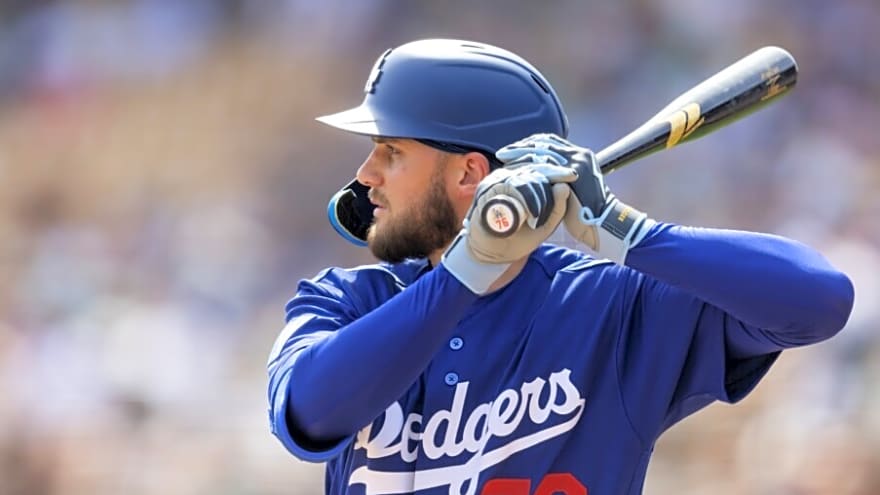  Dave Roberts High On Alex Freeland’s At-Bat Quality