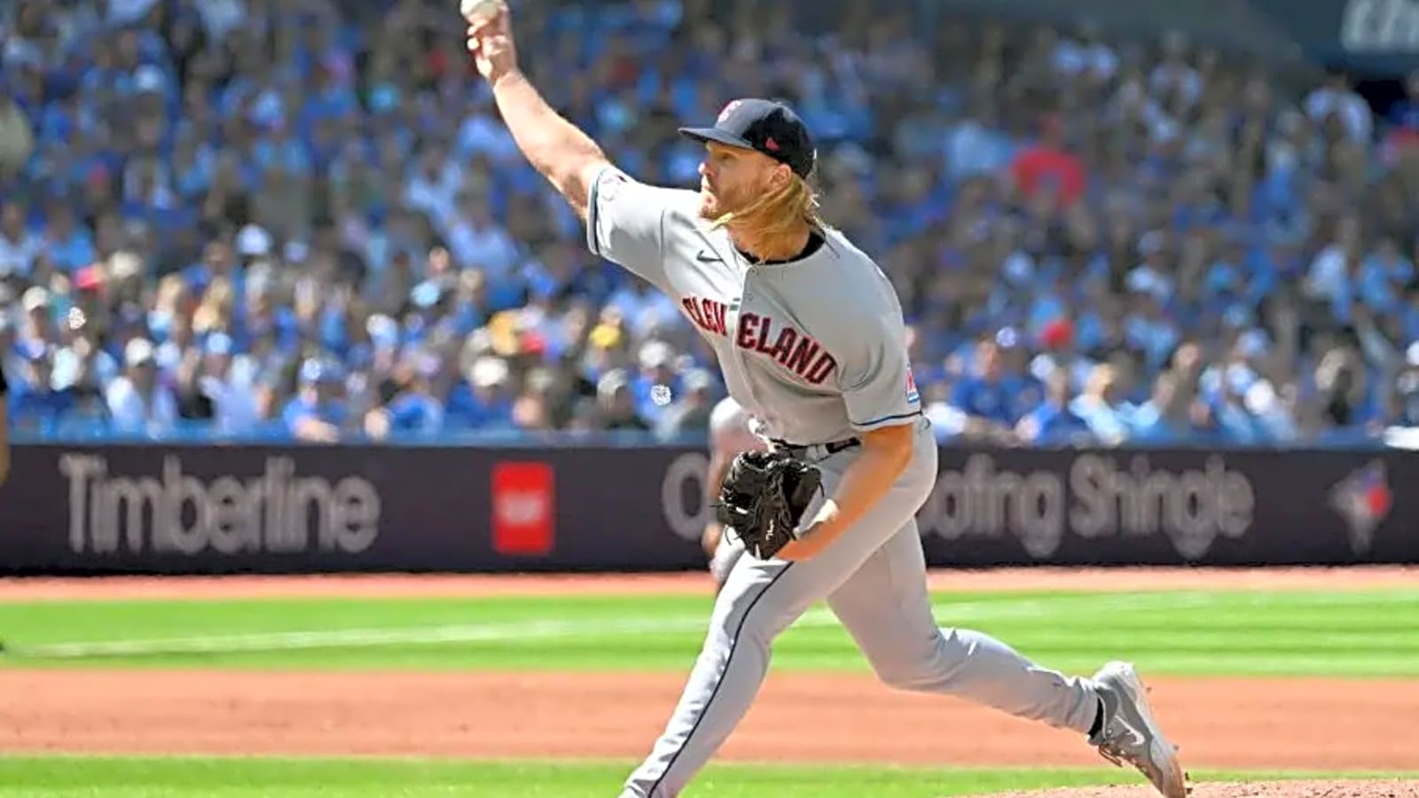 Chicago White Sox bolster pitching staff with former All-Star: Report