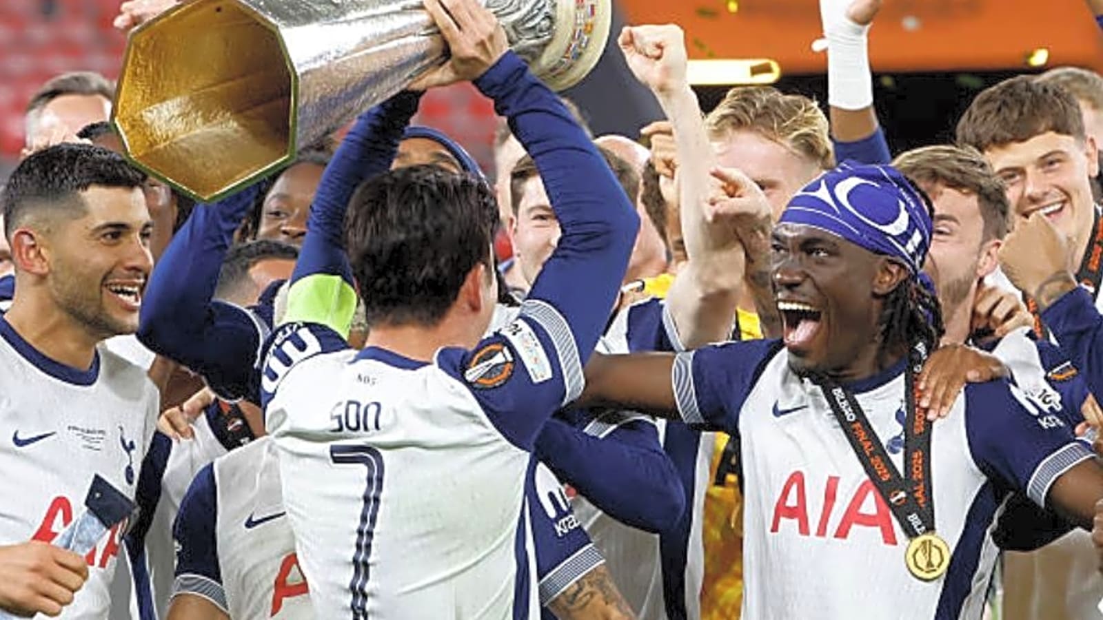 Exclusive: Yves Bissouma’s agent attracting interest with €35/€40M fee