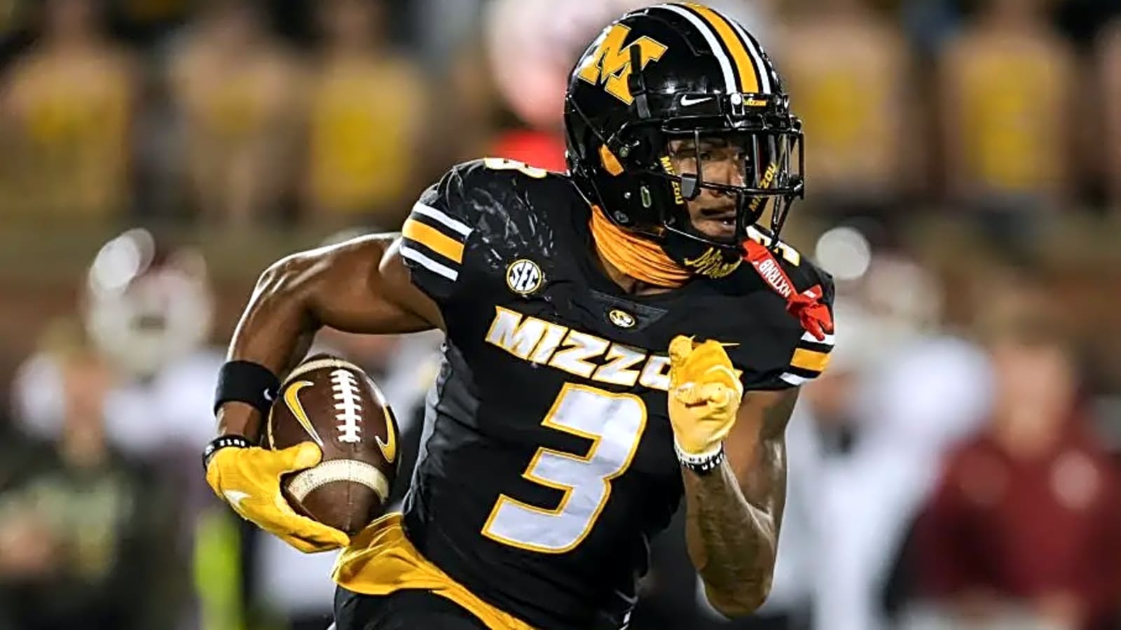 Chicago Bears rookie WR seeks medical attention after practice injury