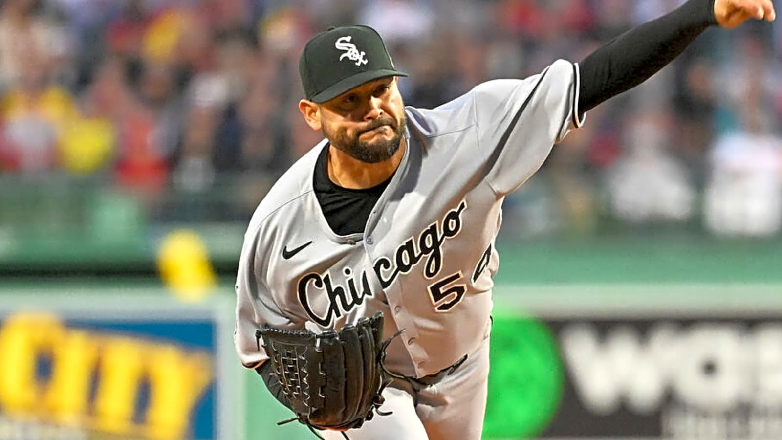 White Sox pitcher headed for MRI with forearm soreness