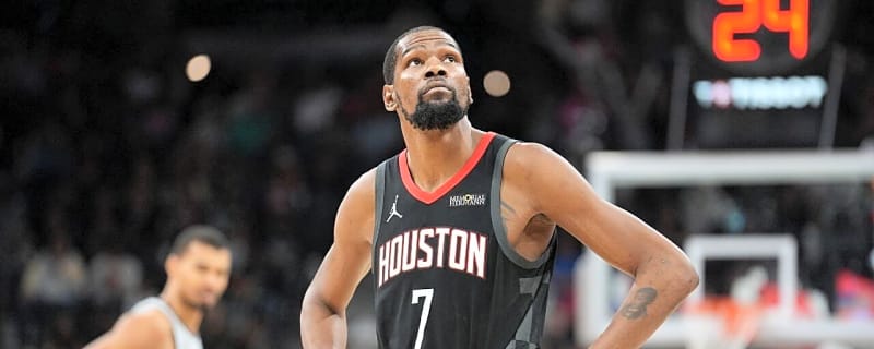 'Not a Burner Account': Mike Tirico Roasts Kevin Durant for Trash Talking Fans During Rockets vs. Spurs