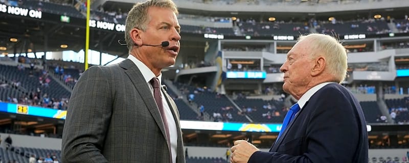 Troy Aikman Reveals What He Told Jerry Jones On The Field Before Cowboys-Eagles