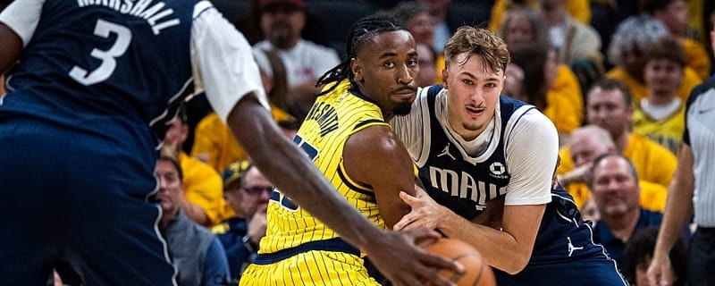 Cooper Flagg's Shoulder Injury Creates New Concern for Mavericks Ahead of Spurs Game