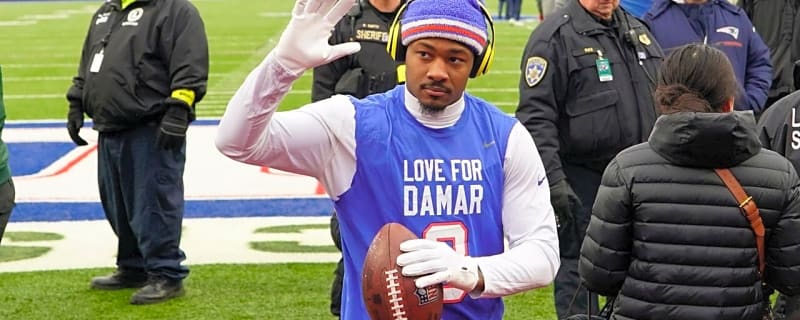 Tom Brady Gives a 'Shoutout' to Stefon Diggs as Patriots Remain Unbeaten for 7 Weeks