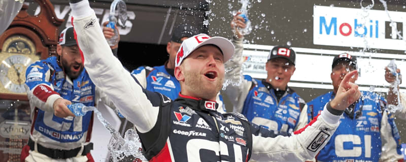 From Daytona to Hollywood: How the 2025 NASCAR Season Carried William Byron From Sabrina Carpenter Rumors to a Sydney Sweeney Meet-Up