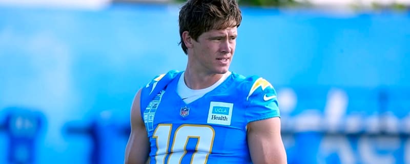 Justin Herbert Becomes First QB to Complete 2,000 Passing Yards This Season After 3 TD Game