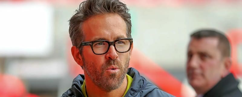 'Two Inches From the Television' -  Ryan Reynolds Highlights ‘Saturday Night Live’ Legends and Their Role in Making Him a 'Motormouth'