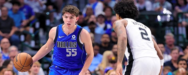Mavericks Rookie Sergio de Larrea Scores 21, but Victor Wembanyama Leads Spurs to Win
