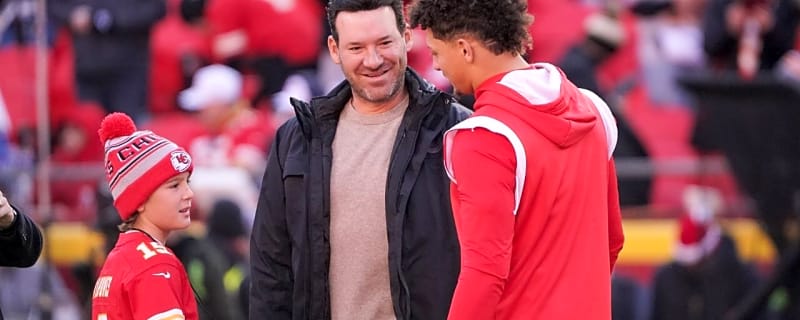 Tony Romo Believes the 'Sky Is the Limit' for Patrick Mahomes’ Chiefs