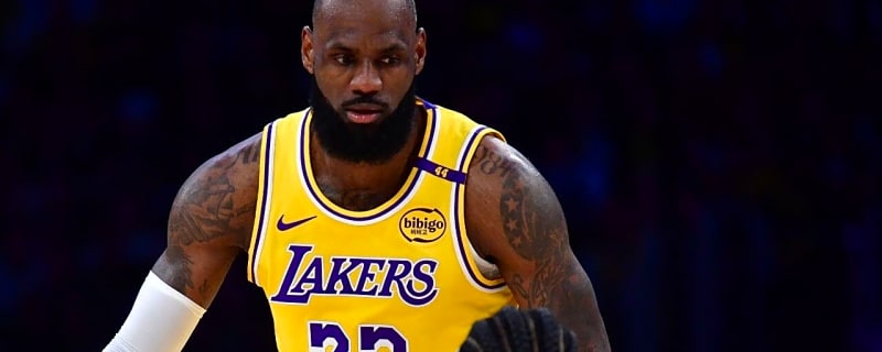 LeBron James Refuses to Use a Phone for Over 2 Months During Playoffs