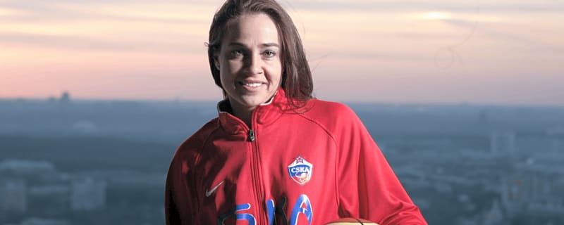 Becky Hammon Questions Why A’ja Wilson Faces Criticism That LeBron James Wouldn’t