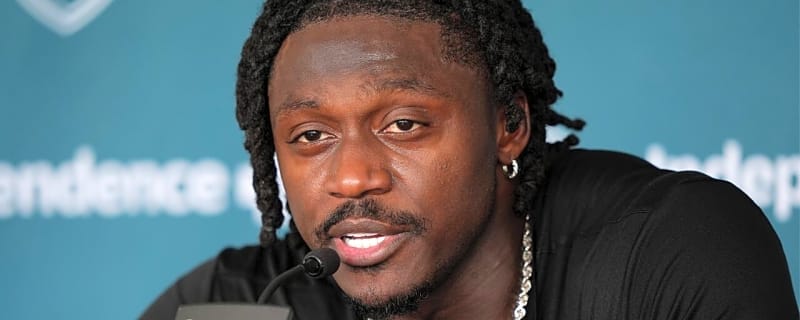 Cris Carter Explains Why the Eagles Should Trade A.J. Brown This Offseason