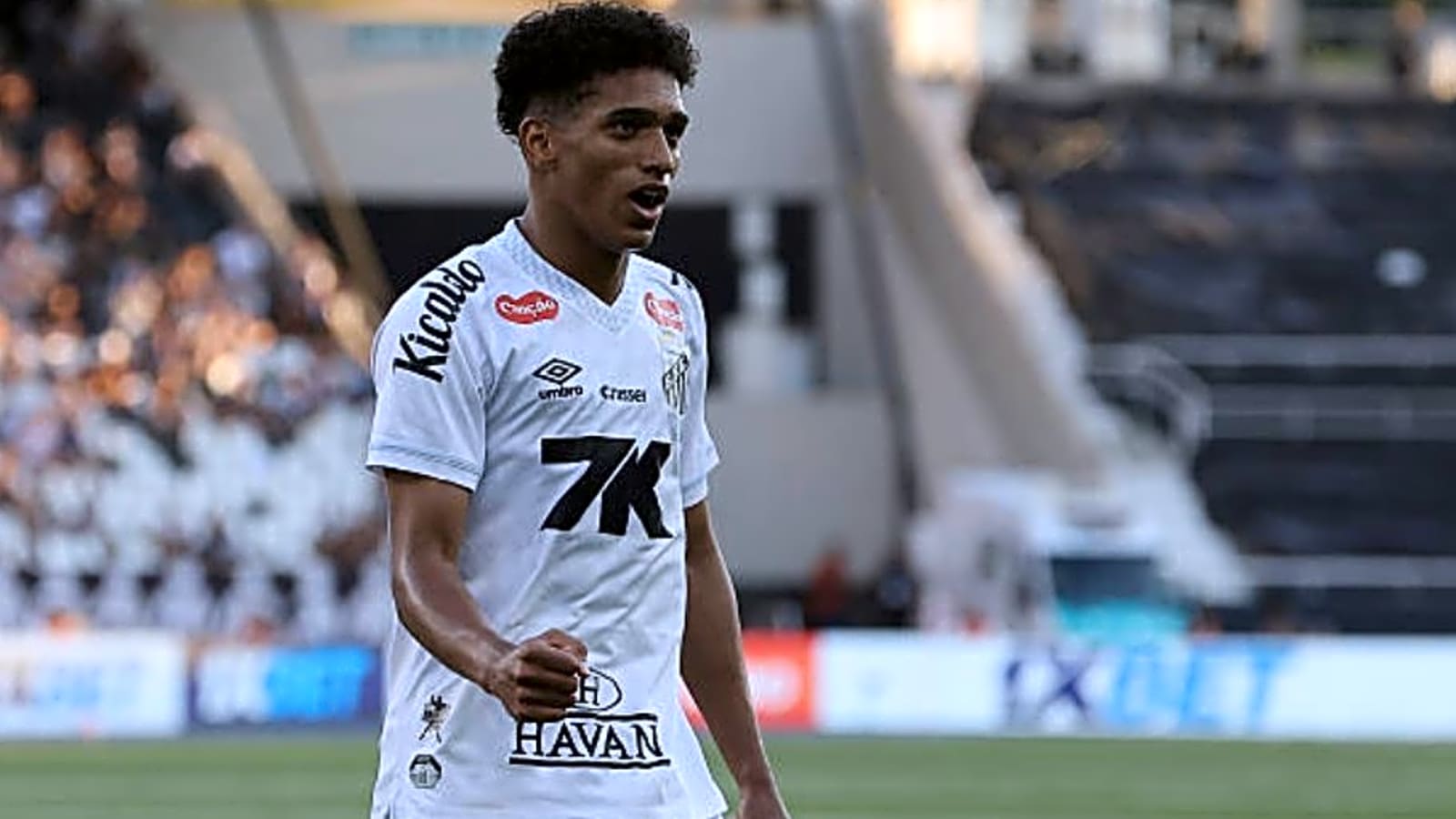 Tottenham most advanced in the race for €20m sensation, told to double their offer