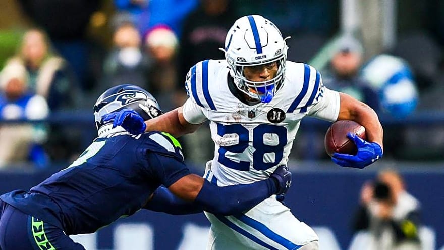 Seahawks Reportedly Considering  Trade for Colts RB Jonathan Taylor
