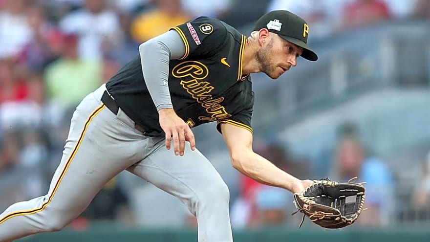 Pirates Star Named Gold Glove Finalist