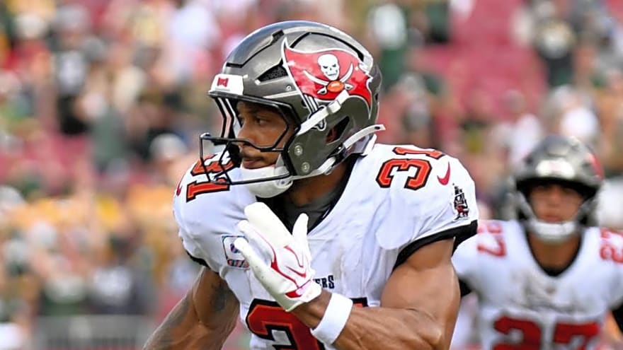 Buccaneers Suffer Multiple Injuries After Loss to Packers
