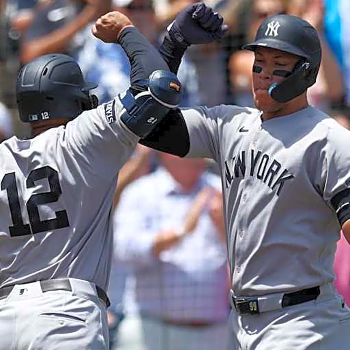 rika nishimuraヌード ポーチの中のコンドームが見つかり.