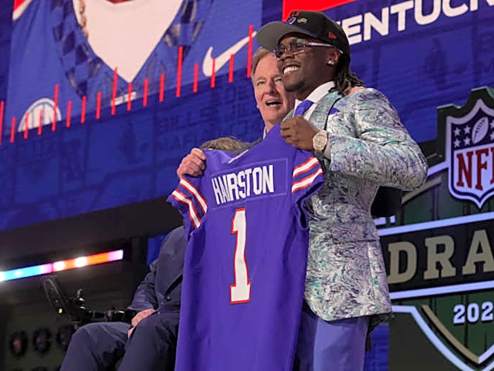 Ain Nguyen Nude CosplayAin Nguyen LeakAin Nguyen Patreon - Behind the ScenesExplicit LooksRisqué Shots