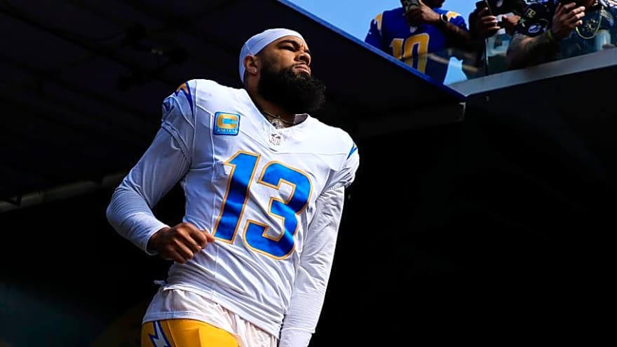 Why Keenan Allen Signing Shouldn't Worry Colts Fans About Alec Pierce's Future