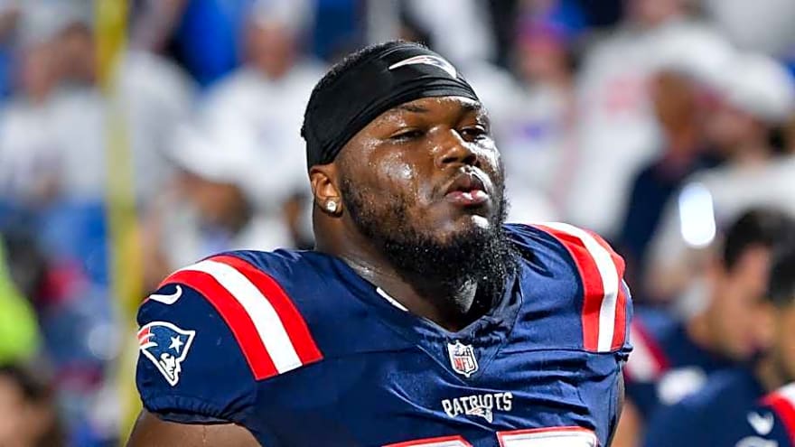Patriots Get Concerning Injury News for Star DE