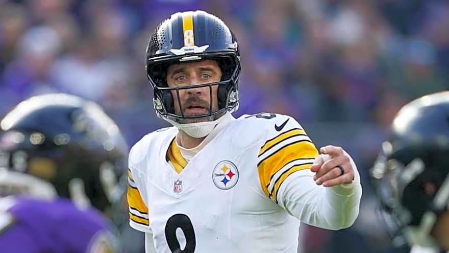 Steelers Fans Just Got Troubling Aaron Rodgers Update