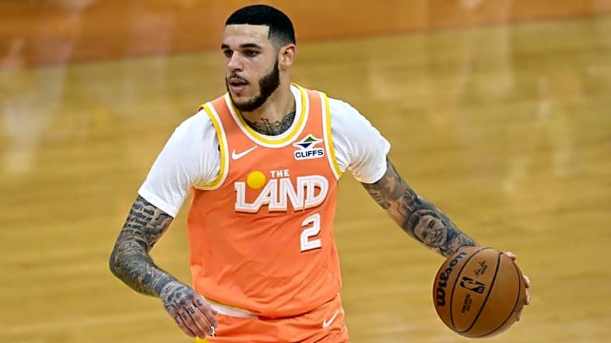 Lonzo Ball Makes Bold Claim About Lakers&#39; Anthony Davis Trade