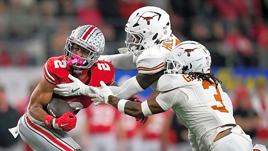 ESPN analyst chooses Texas Longhorns in Fight for SEC Championship
