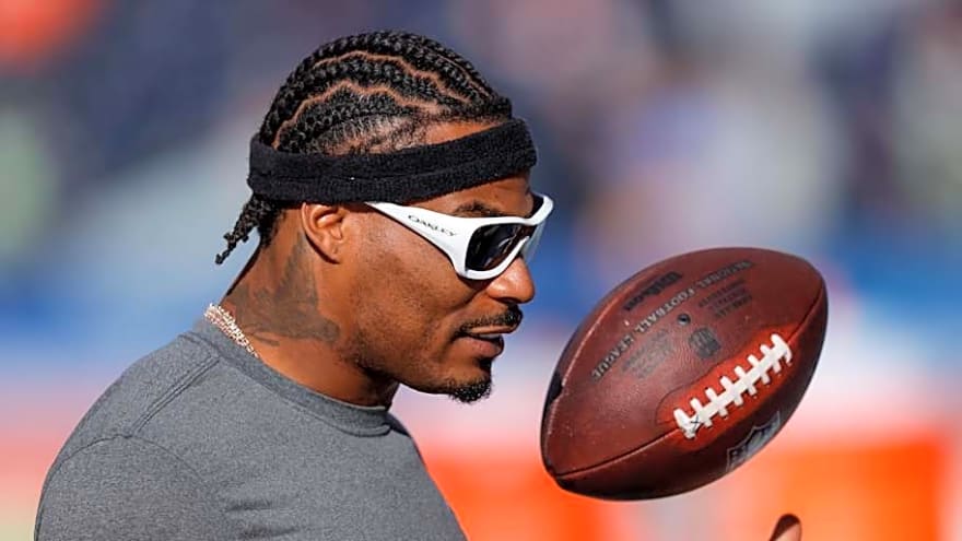 Chargers Superstar Suffers Random March Injury That Yanks Him From Flag Football Game