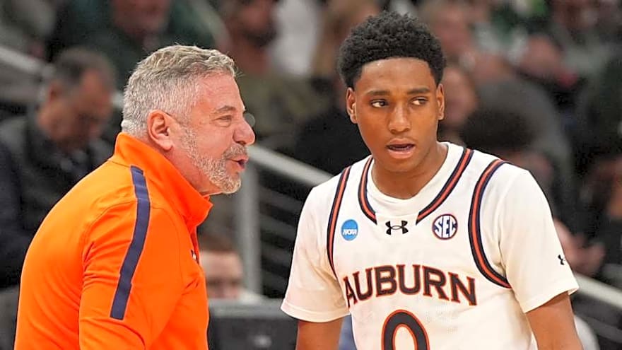 Bruce Pearl Releases Statement on Tahaad Pettiford&#39;s Arrest