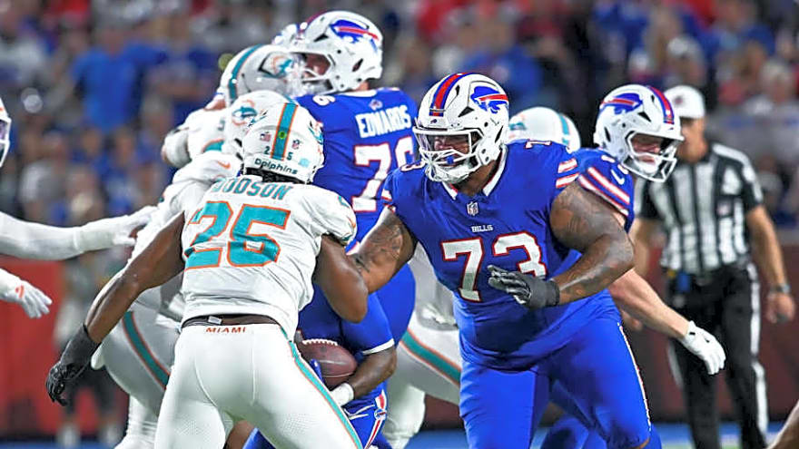 Bills&#39; star sends positive vibes to Dolphins&#39; Tyreek Hill after devastating injury