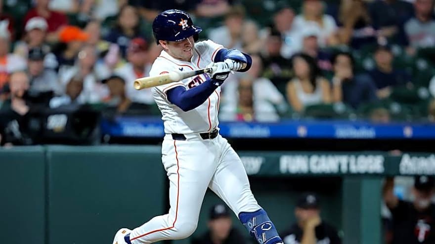 Astros Ride Nick Allen, Dominant Bullpen to Victory Over Nationals