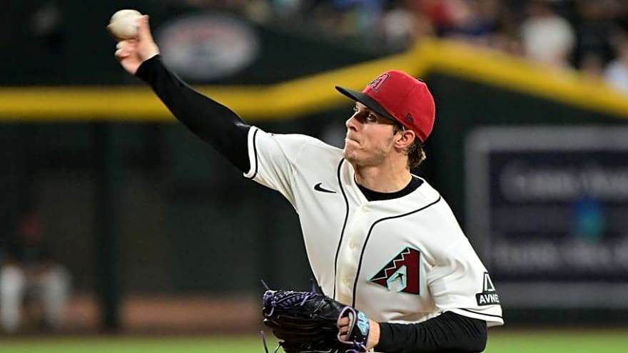 Diamondbacks Make New 2-Pitcher Roster Move