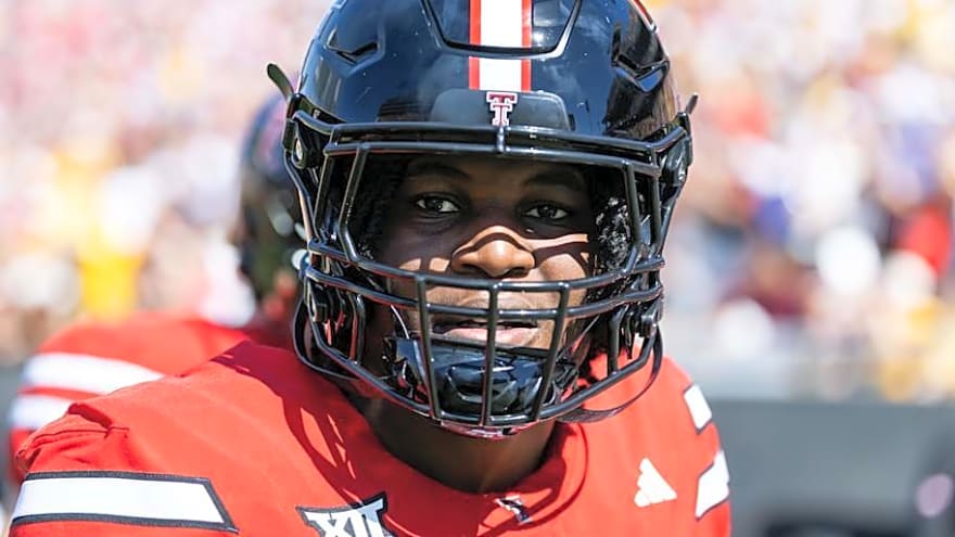 Cowboys build elite defense with two 1st-round difference-makers in recent mock draft