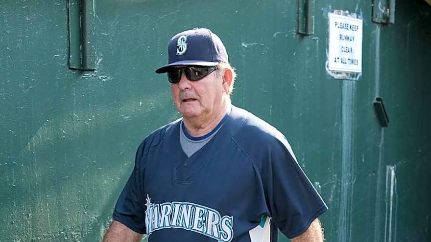 Dan Wilson Gets Very Emotional Talking About Death of Former Seattle Mariners Coach