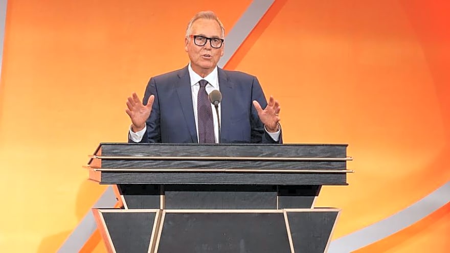 EXCLUSIVE: Mike D’Antoni Talks Current Rockets, Potential NBA Return