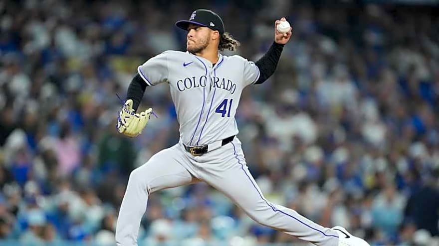 Cardinals Lose 25-Year-Old Pitcher to Cubs on Waivers